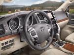 Toyota Land Cruiser 200 V8 2012 года